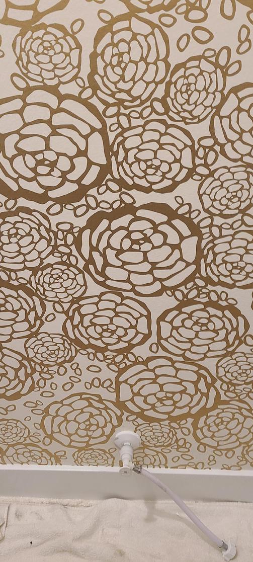 Wallpaper Las VEgas Gold Metallic Flowers Installation Installer