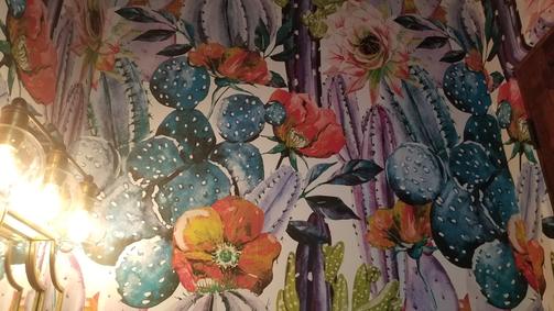(Seamingly_Straight_Summerlin_Wallpaper_Installation,_Wallpaper_Hanger,_Wallpapering,_Paper_Hanger,_Wall_Coverings_2020